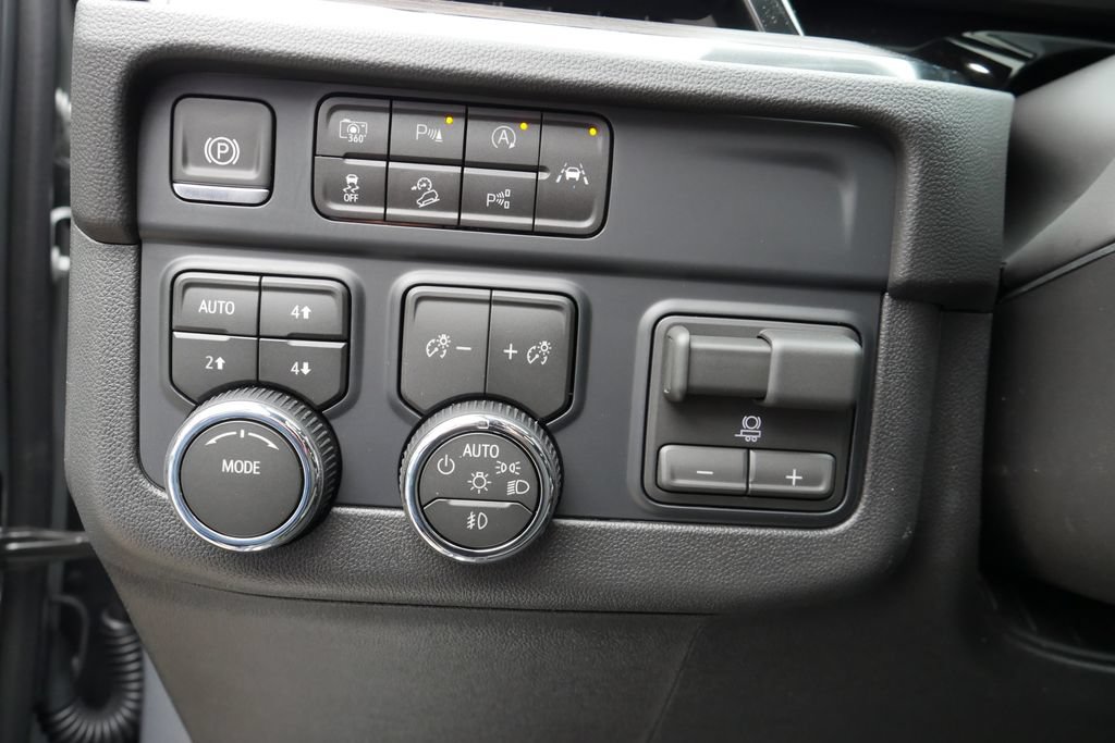 New 2026 Chevrolet Tahoe Premier AWD/4WD image 30