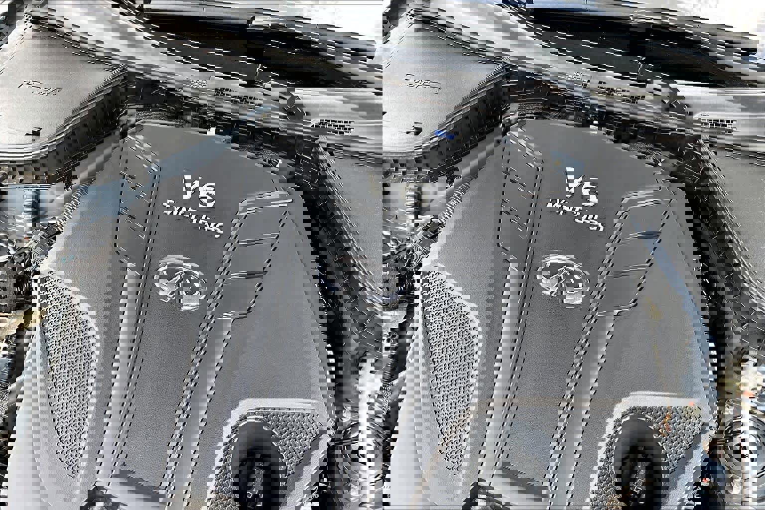 Used 2022 INFINITI Q60 Red Sport 400 w/ Carbon Fiber Package image 30