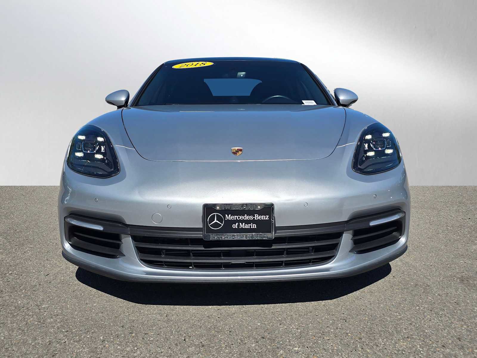 Used 2018 Porsche Panamera RWD image 8