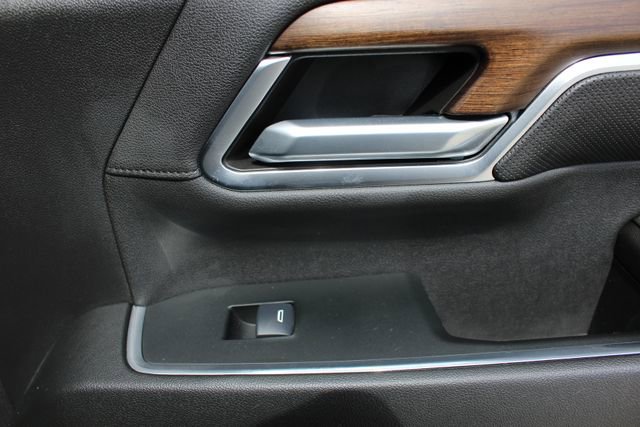 Used 2024 Chevrolet Silverado 3500 High Country w/ High Country Premium Package image 58