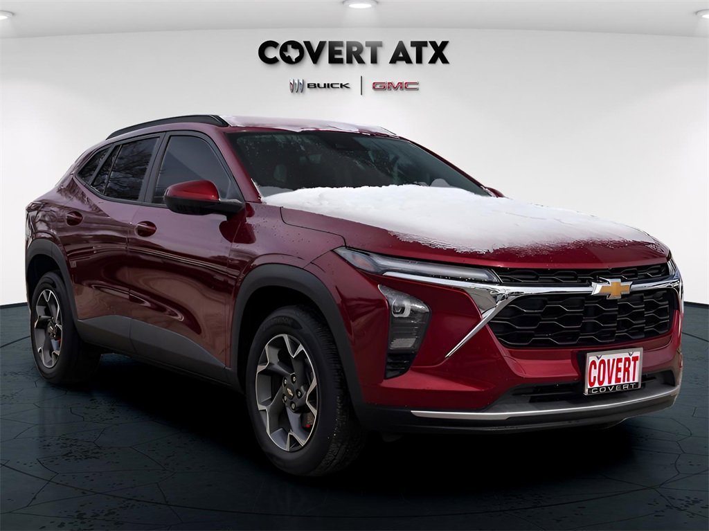 Used 2024 Chevrolet Trax LT w/ Driver Confidence Package image 9