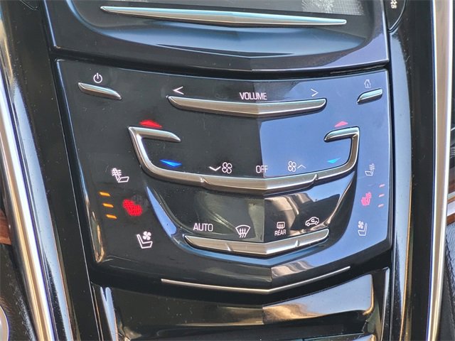 Used 2016 Cadillac Escalade ESV Luxury image 30