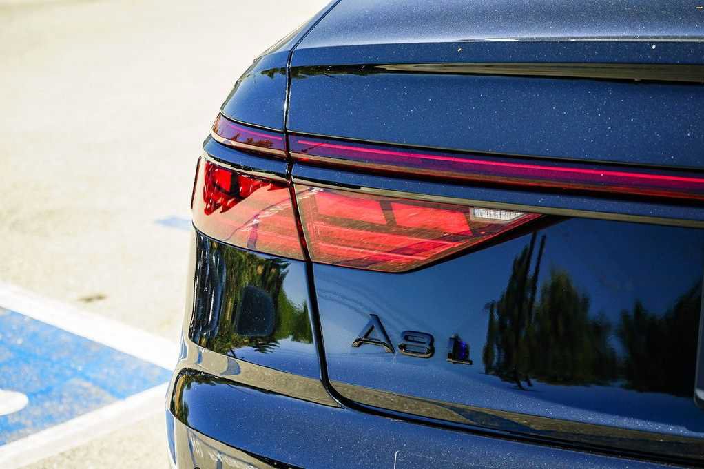 Used 2024 Audi A8 L 3.0T w/ Comfort Plus Package AWD/4WD image 10