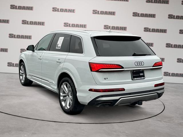 Certified 2025 Audi Q7 3.0T Premium Plus image 3