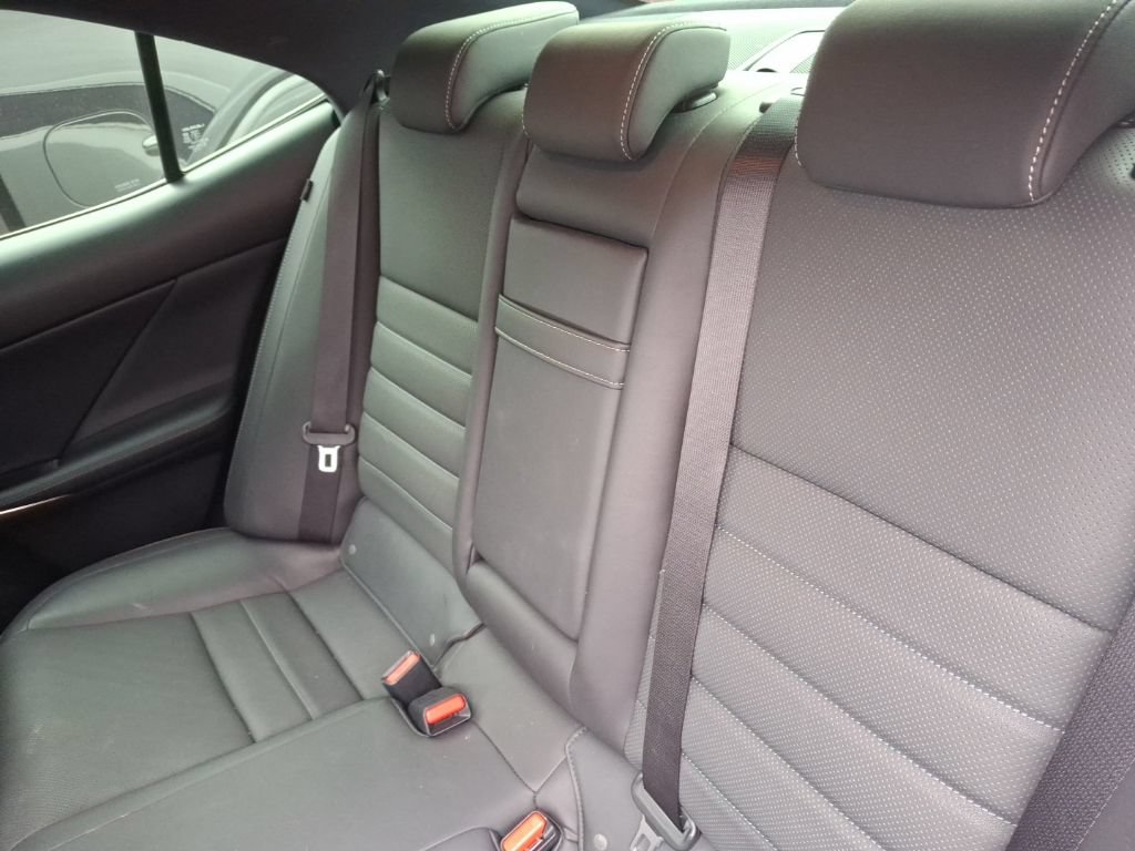 Used 2019 Lexus IS 300 F Sport w/ F Sport Package AWD/4WD image 9