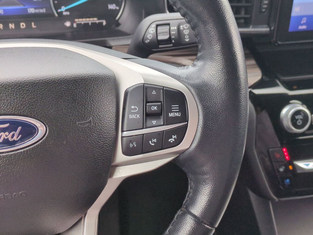 Used 2023 Ford Explorer Limited w/ Equipment Group 301A image 14