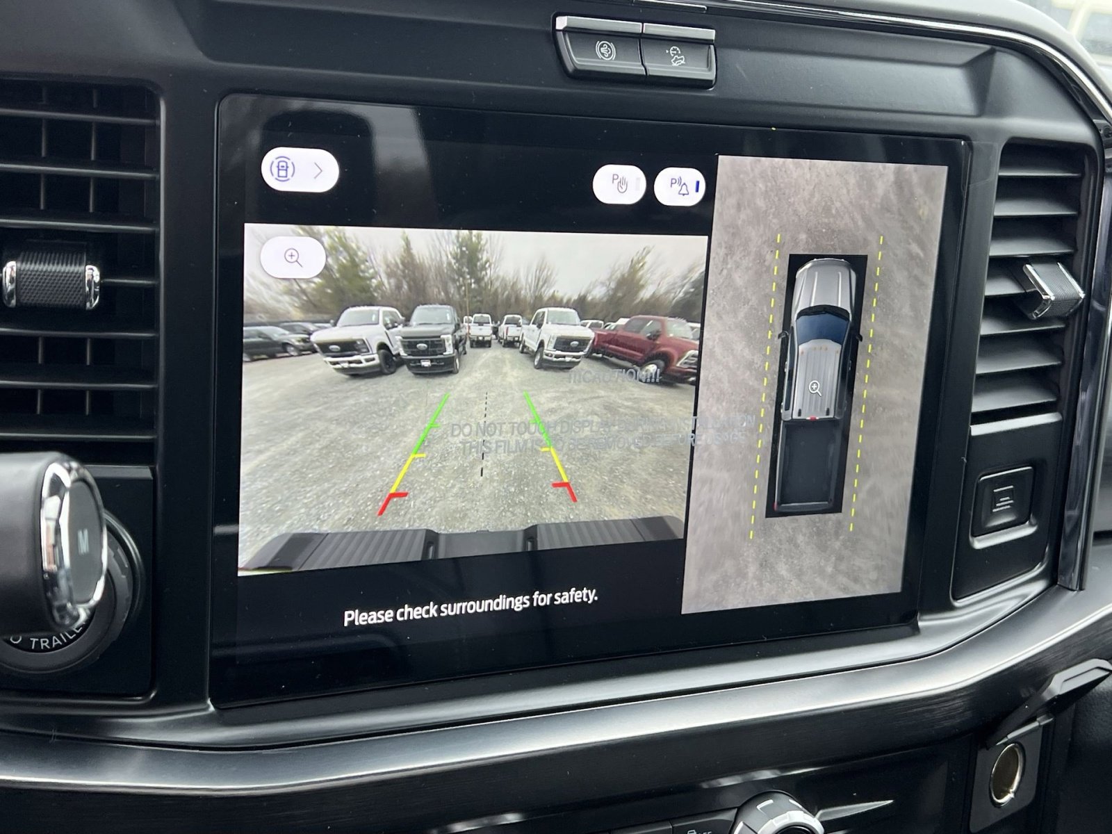 New 2026 Ford F350 Lariat w/ Black Appearance Package image 19