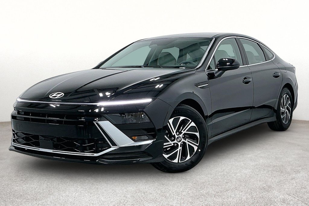 New 2026 Hyundai Sonata Blue FWD image 2
