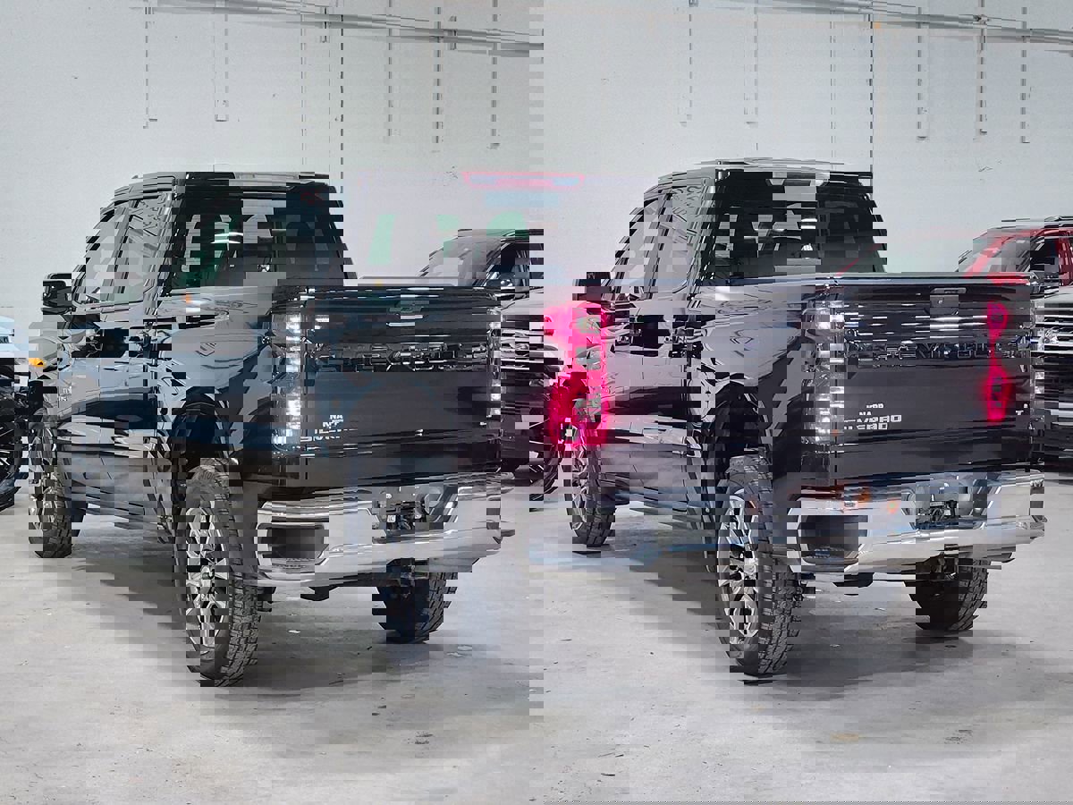 Used 2021 Chevrolet Silverado 1500 LT w/ Texas Edition Plus image 11