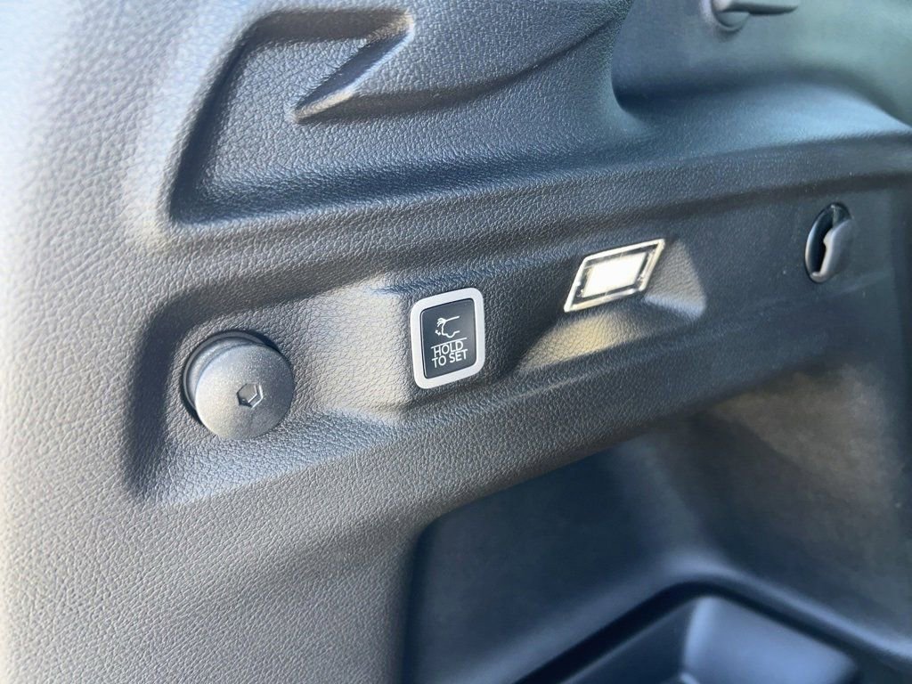 New 2025 Jeep Grand Cherokee L Limited w/ Black Appearance Package image 14