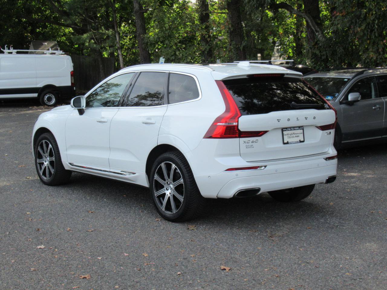 Used 2018 Volvo XC60 T6 Inscription w/ Convenience Package AWD/4WD image 4