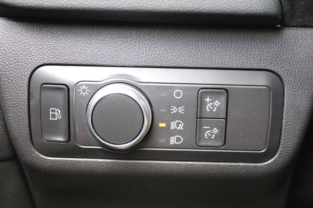 Used 2021 Ford Escape SE FWD image 23
