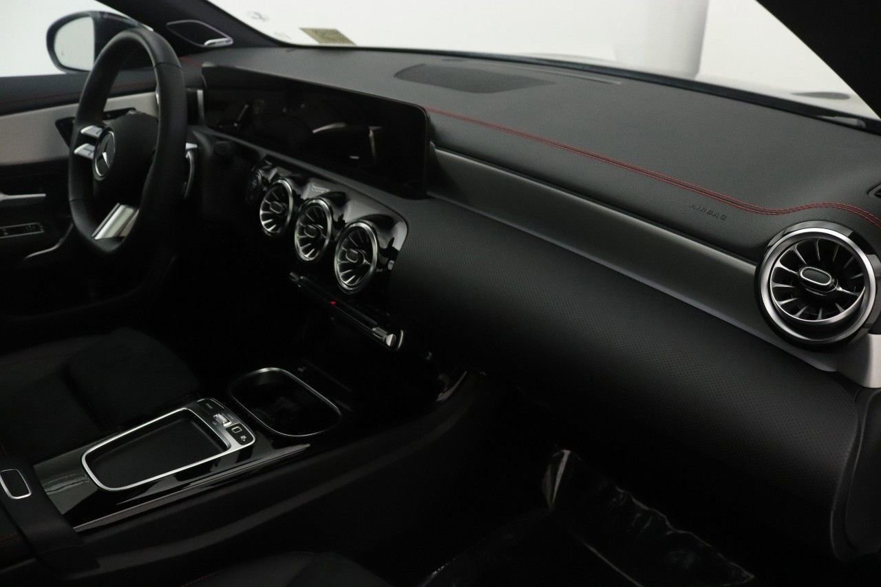 Certified 2026 Mercedes-Benz CLA 250 4MATIC image 25