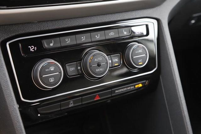 Used 2022 Volkswagen Atlas Cross Sport SE image 27