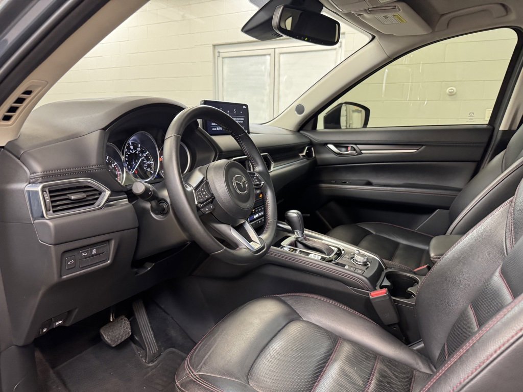 Used 2024 MAZDA CX-5 Carbon Edition image 13