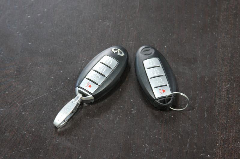 Used 2009 INFINITI G37 Sport w/ Premium Pkg image 3