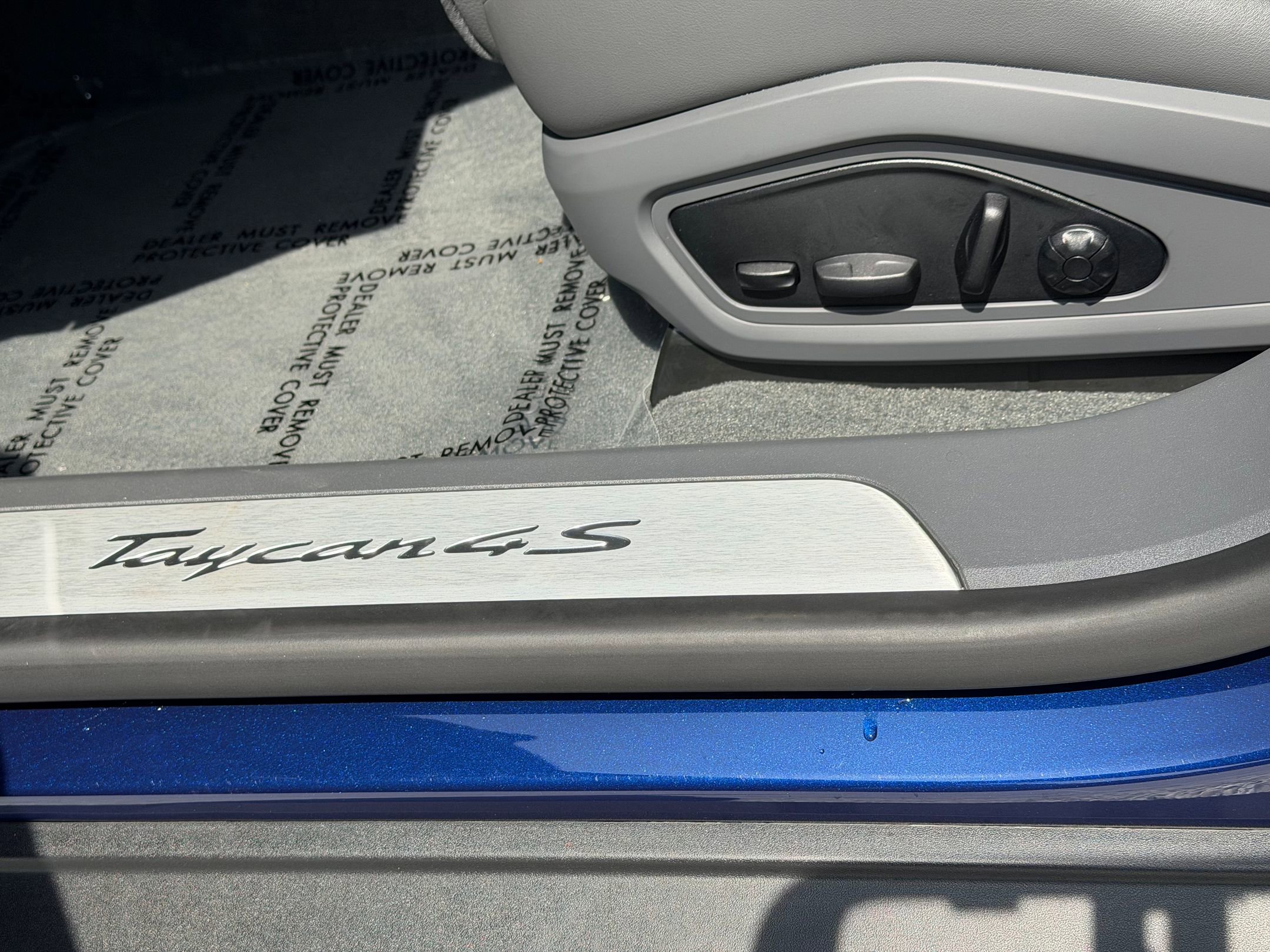 Certified 2025 Porsche Taycan 4S image 25