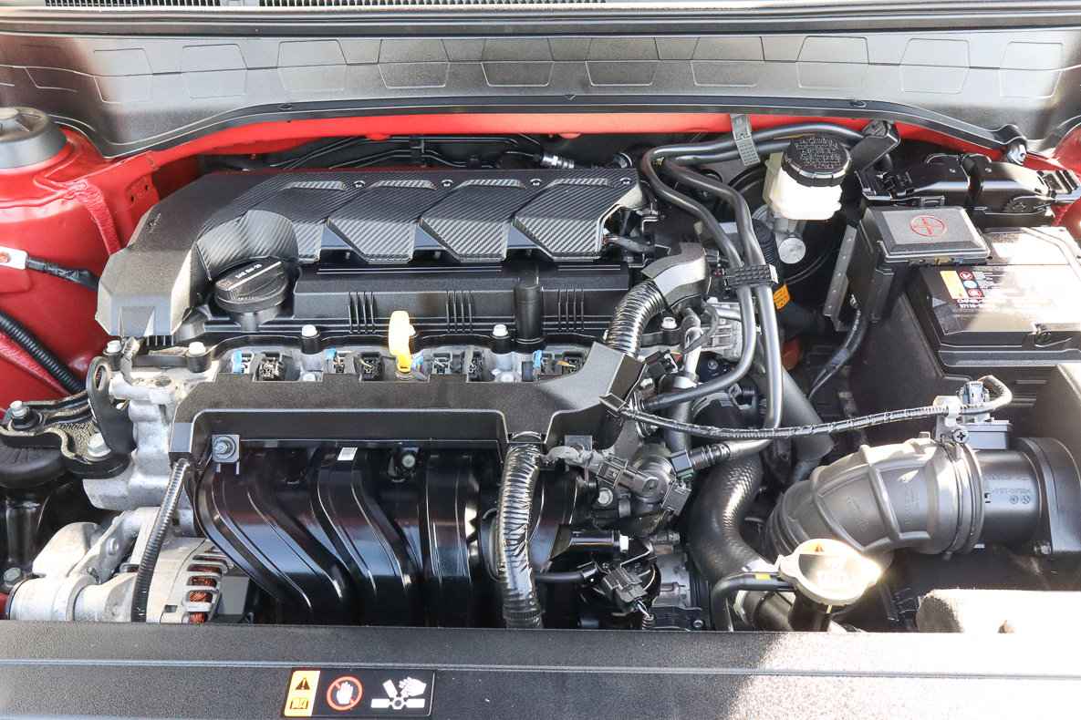 Used 2025 Hyundai Venue SEL image 18