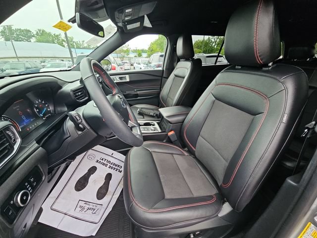 Used 2024 Ford Explorer ST-Line w/ Class IV Trailer Tow Package AWD/4WD image 21