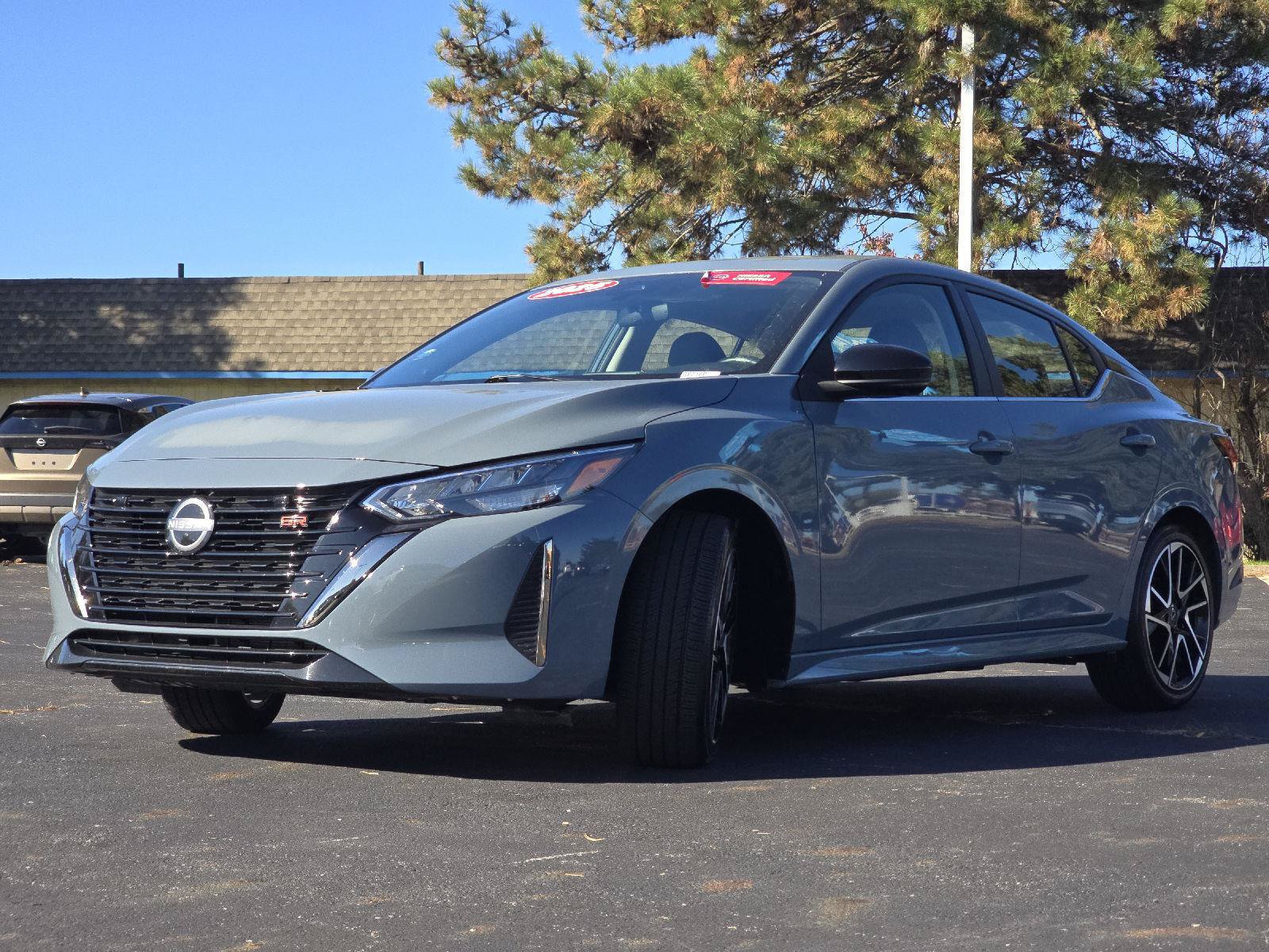 Certified 2025 Nissan Sentra SR w/ SR Premium Package FWD image 11