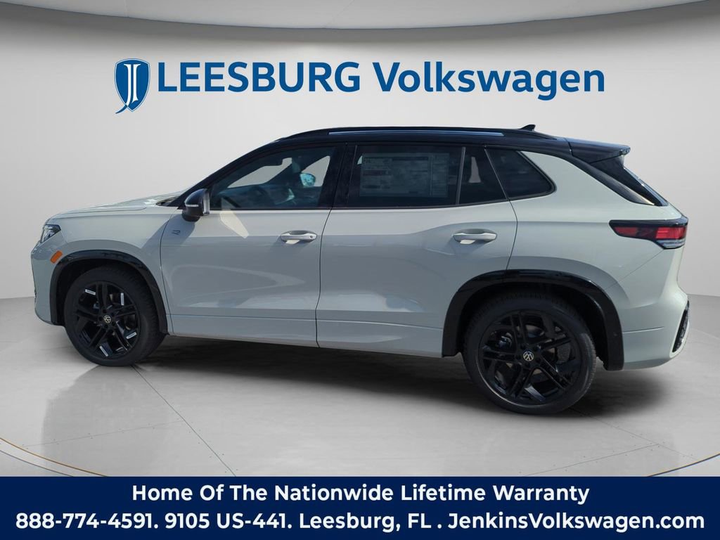 New 2026 Volkswagen Tiguan SE R-Line image 10