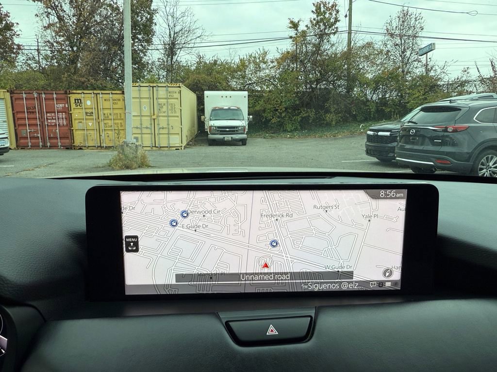 Used 2024 MAZDA CX-90 Plug-In Hybrid w/ Premium Plus image 17