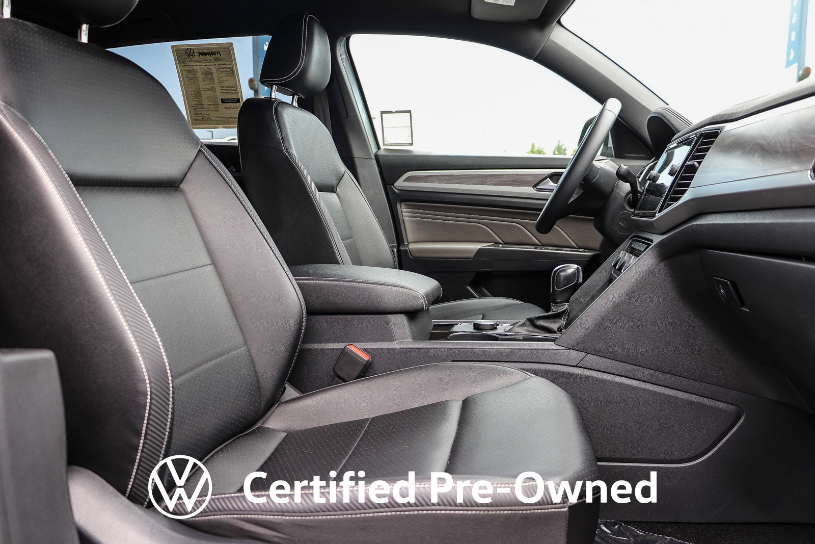 Certified 2022 Volkswagen Atlas Cross Sport SE AWD/4WD image 18