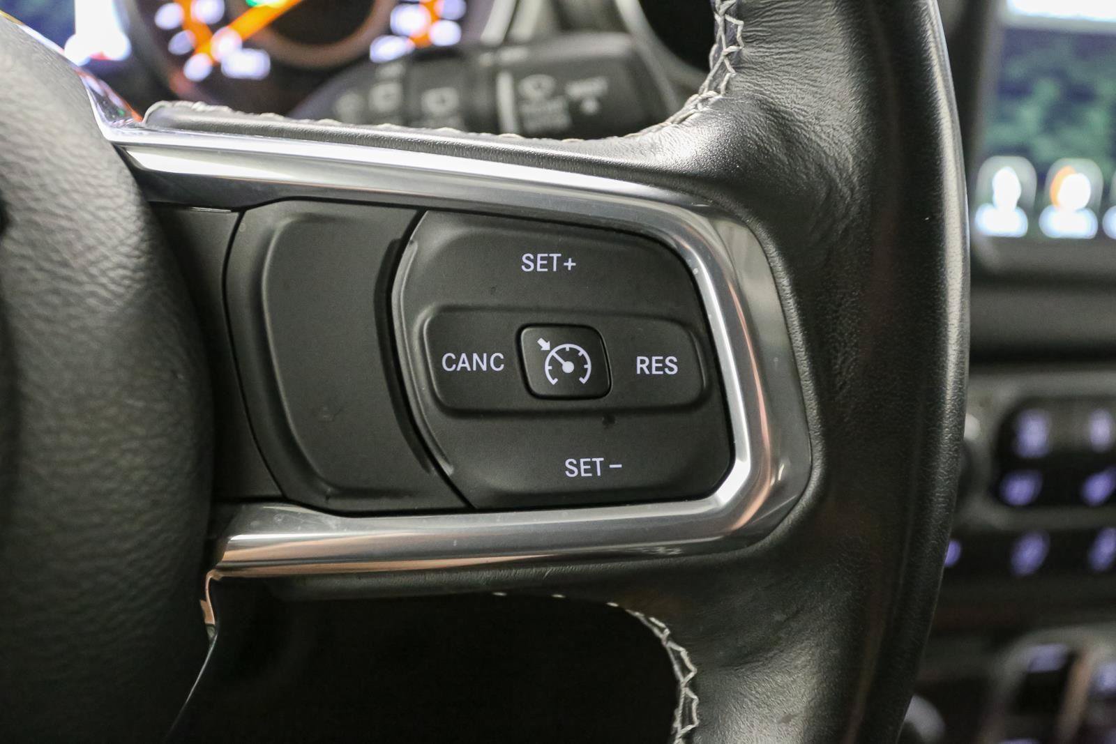 Used 2022 Jeep Wrangler Unlimited Sahara w/ LED Lighting Group AWD/4WD image 42