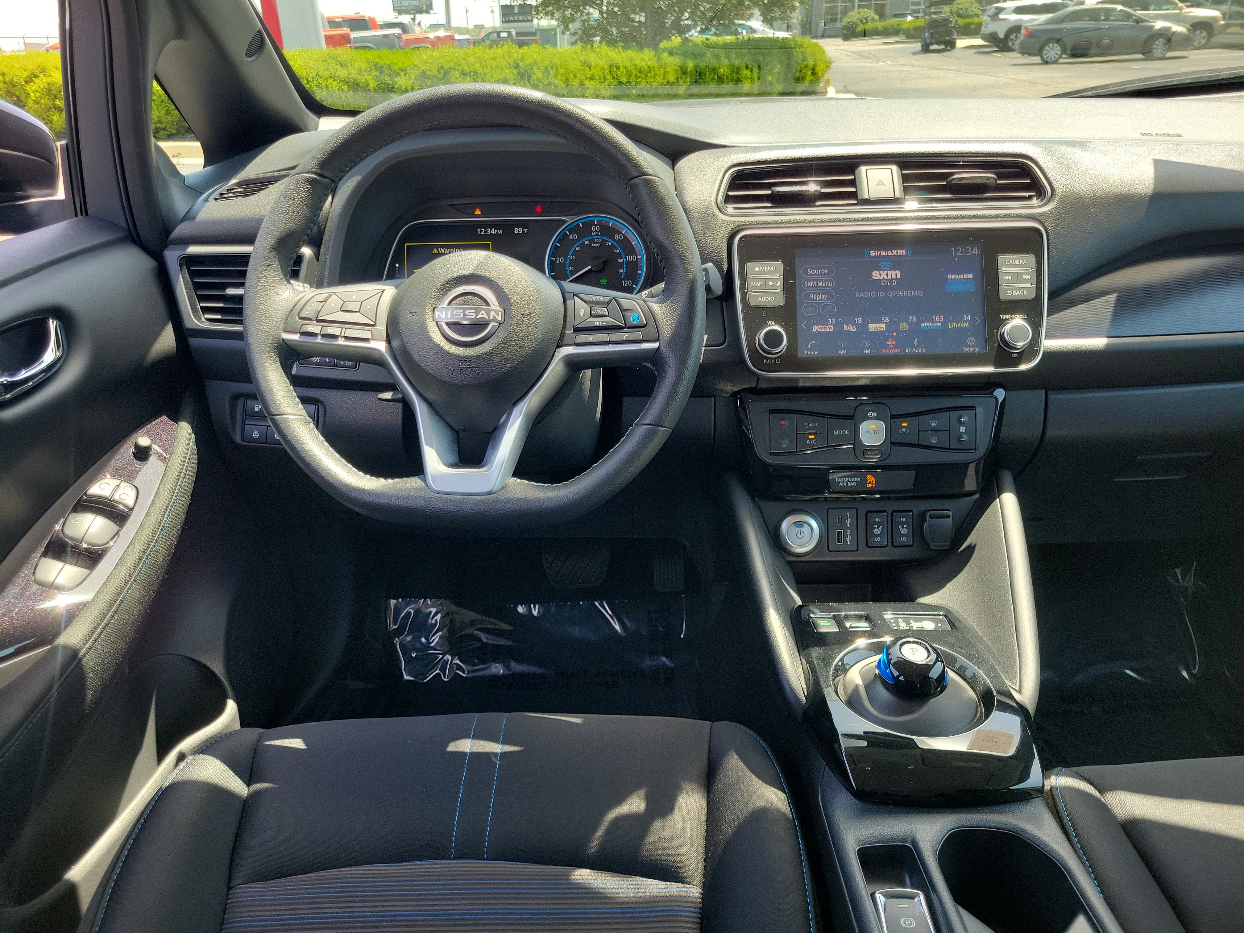 Certified 2024 Nissan Leaf SV Plus FWD image 10