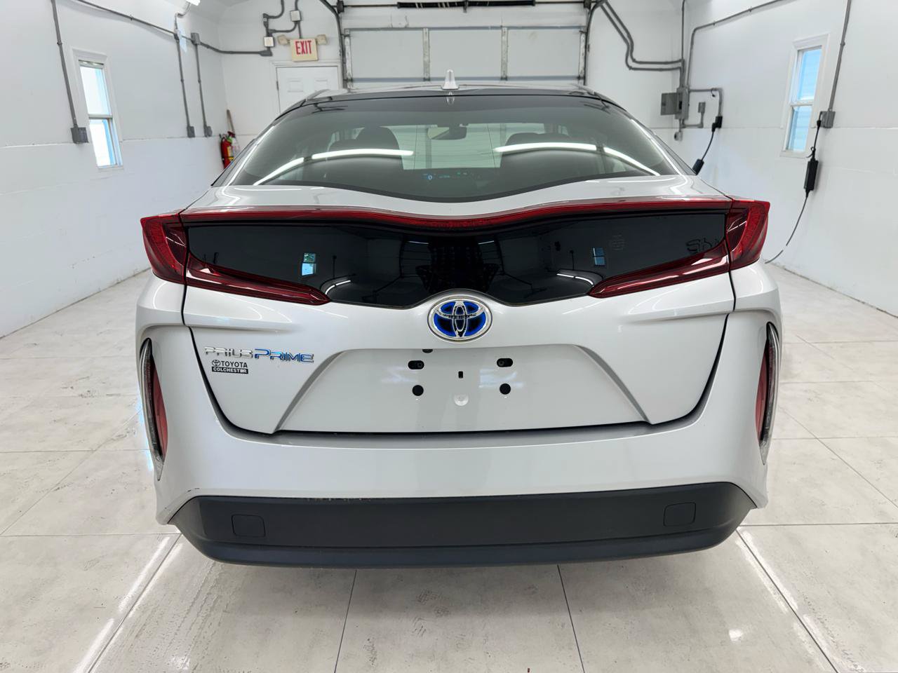 Used 2022 Toyota Prius Prime LE FWD image 6