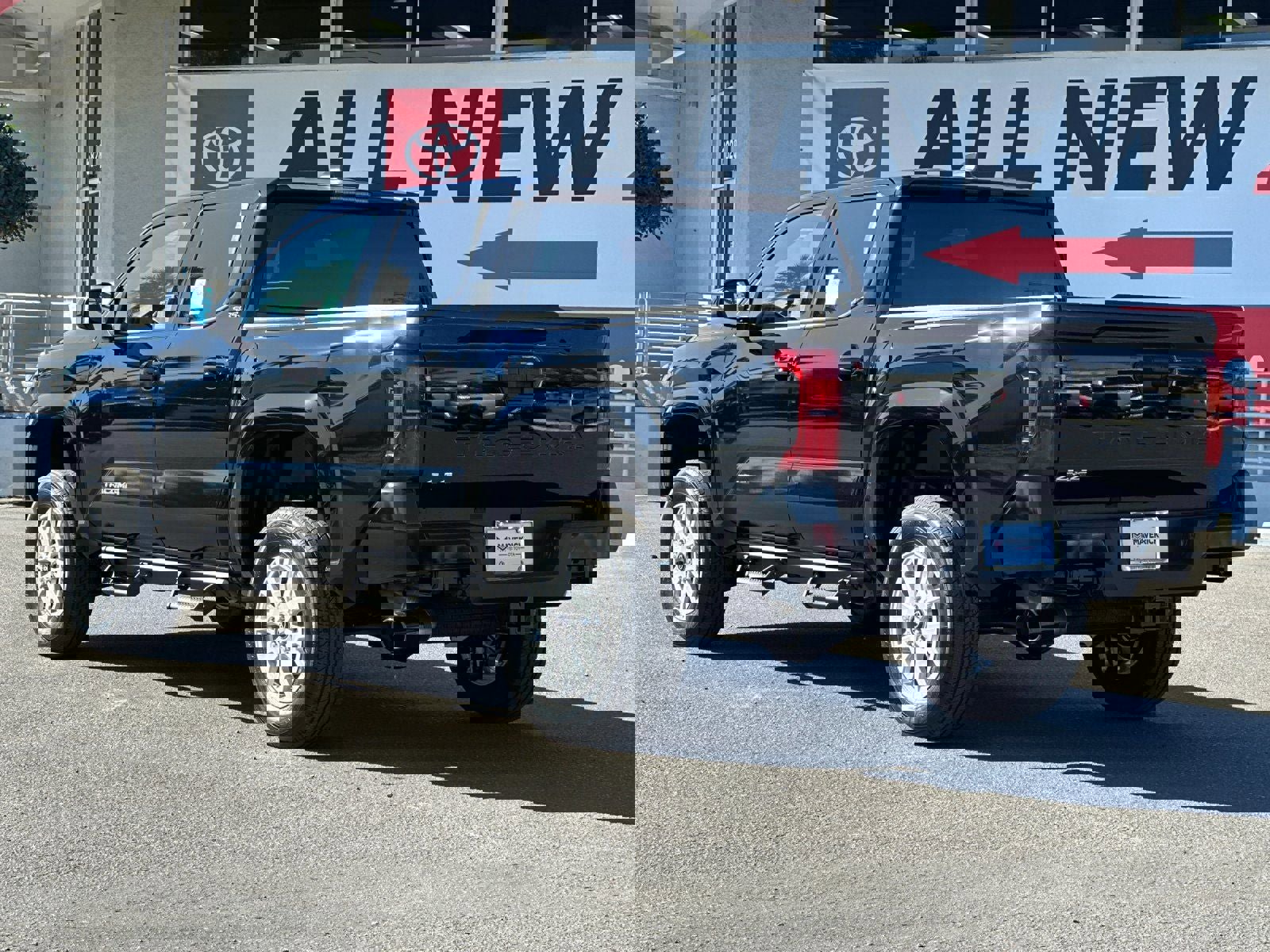 New 2026 Toyota Tacoma SR5 AWD/4WD image 3