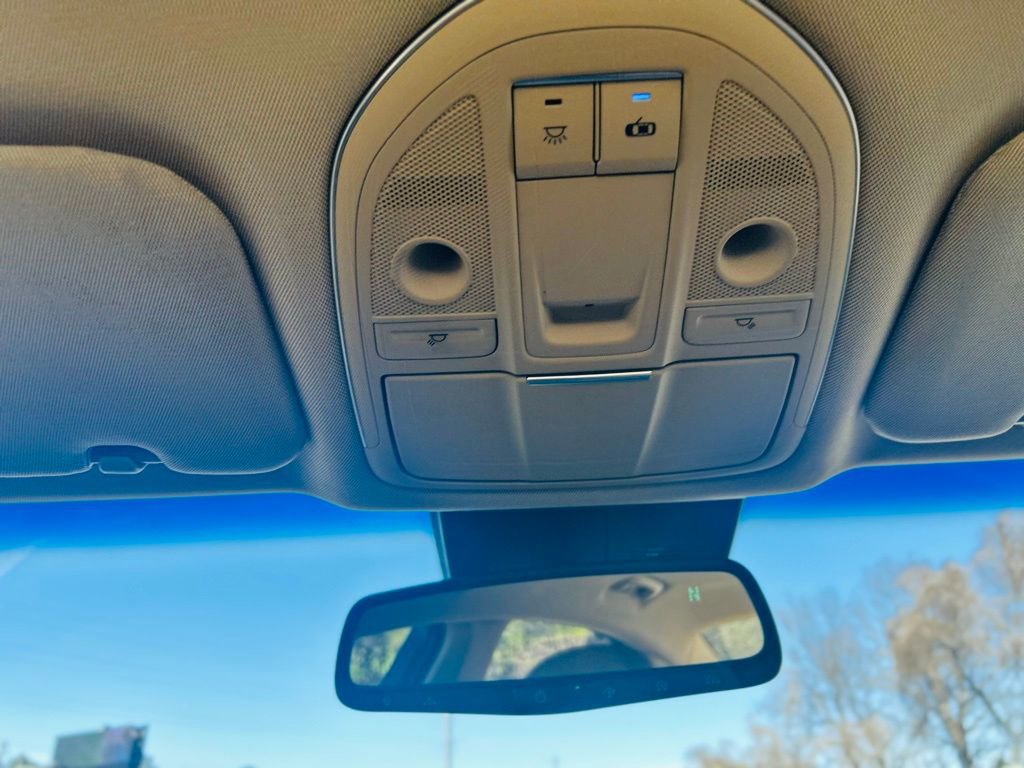 Used 2015 Hyundai Genesis 3.8 image 35