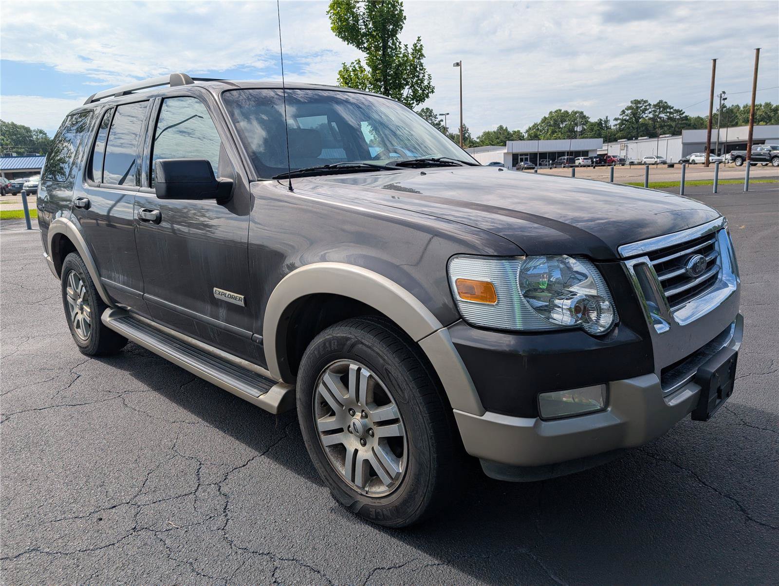 Used 2006 Ford Explorer Eddie Bauer RWD image 7