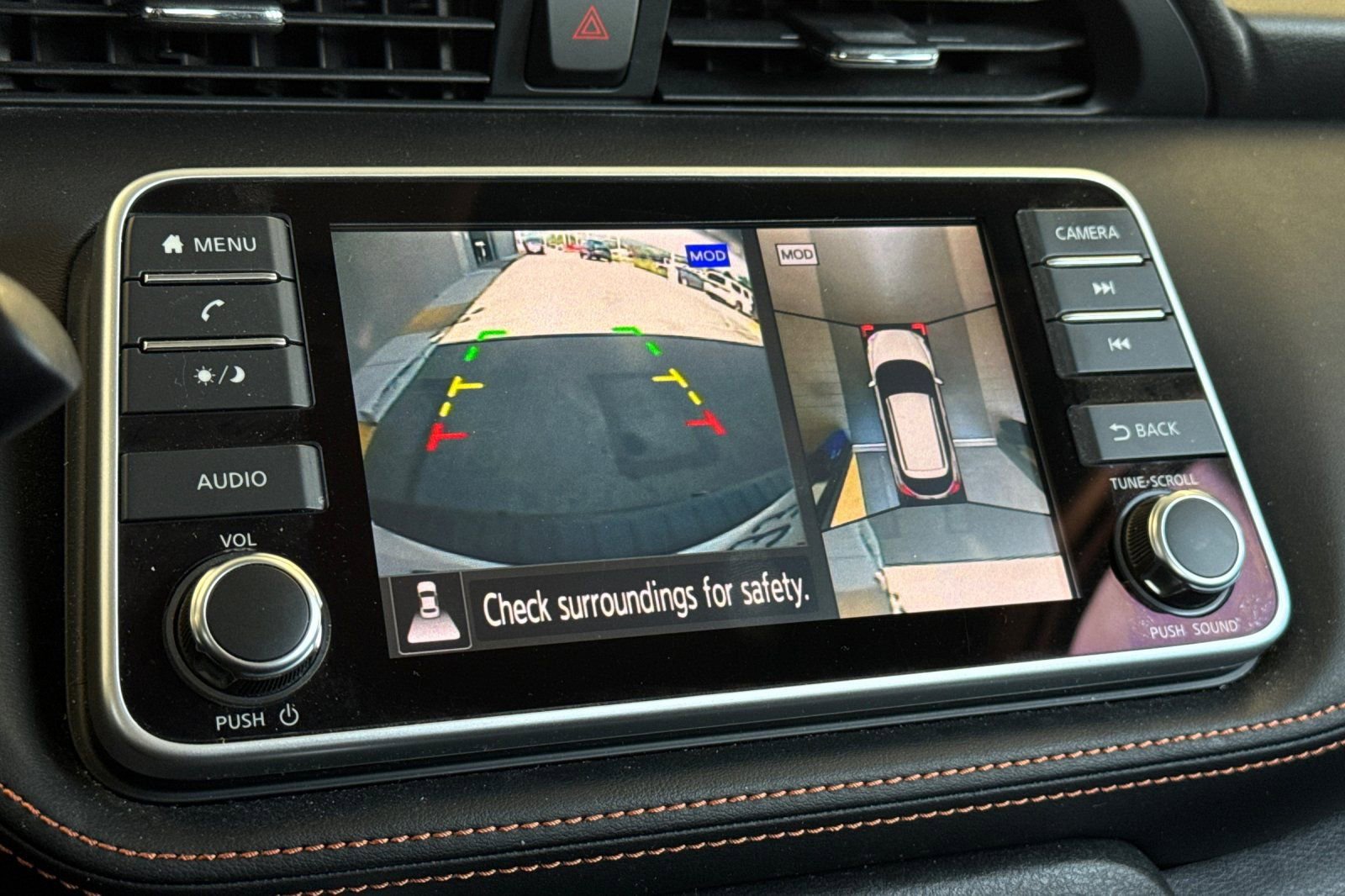Used 2020 Nissan Kicks SR w/ SR Premium Package FWD image 23