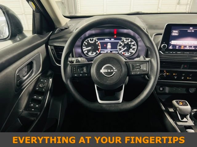 Used 2024 Nissan Rogue S FWD image 5
