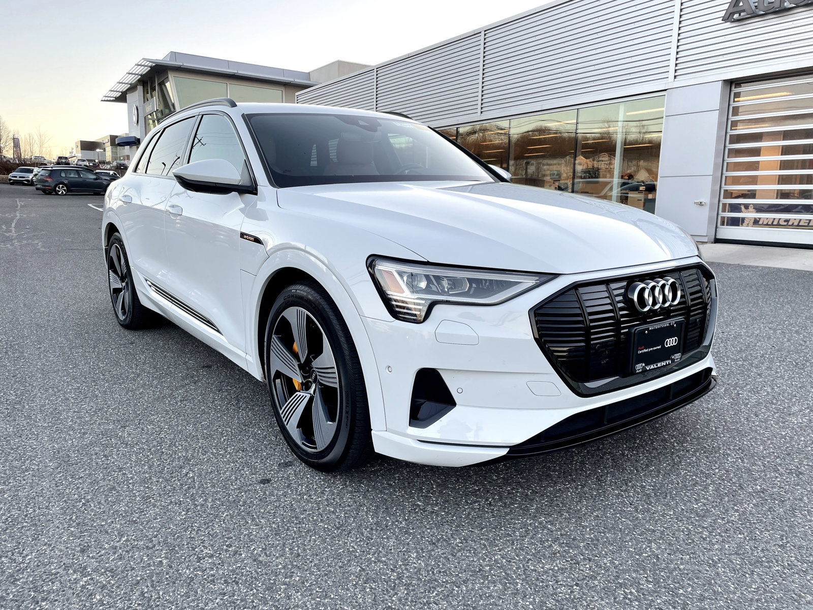 Certified 2022 Audi e-tron Premium Plus w/ Premium Plus Package