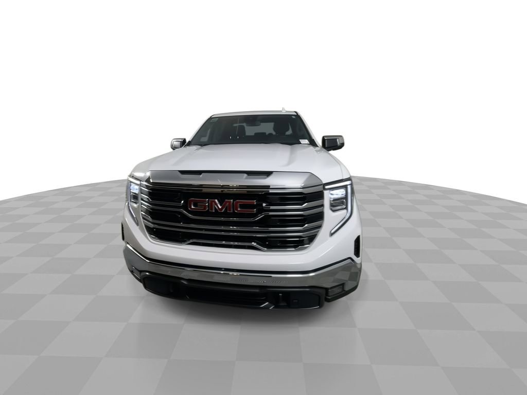 Used 2025 GMC Sierra 1500 SLT image 3
