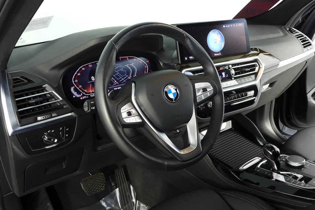 Used 2024 BMW X4 xDrive30i w/ Premium Package AWD/4WD image 31