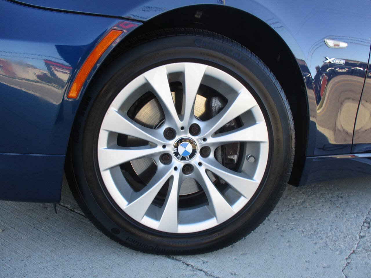 Used 2010 BMW 535i xDrive Sedan AWD/4WD image 35