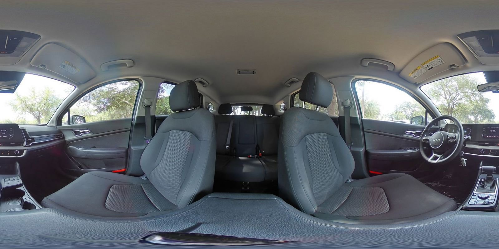 Used 2025 Kia Sportage LX FWD image 40
