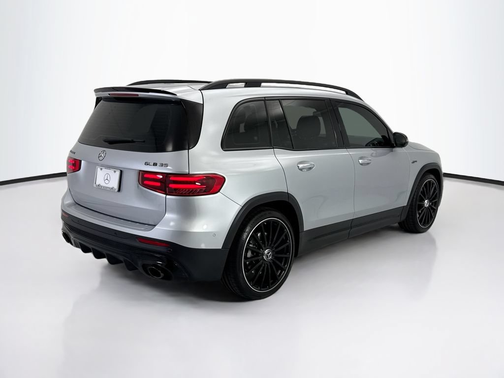 Used 2026 Mercedes-Benz GLB 35 AMG 4MATIC image 5