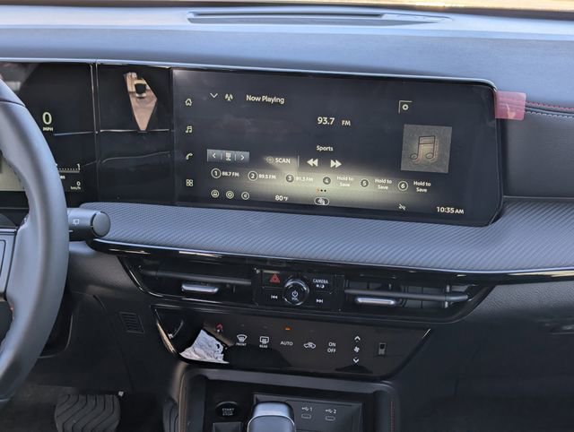 New 2026 Nissan Kicks SR image 17