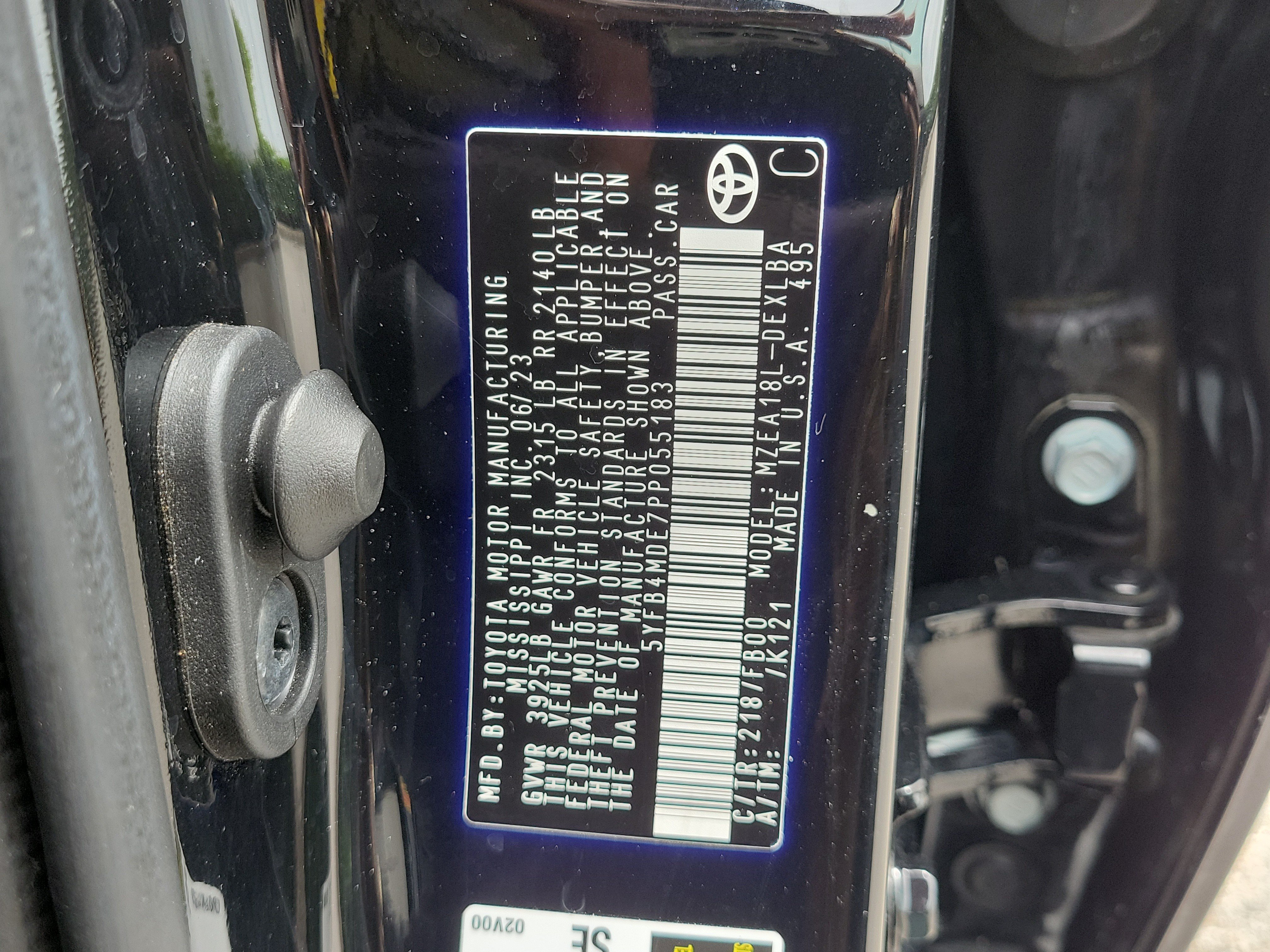 Used 2023 Toyota Corolla LE FWD image 31