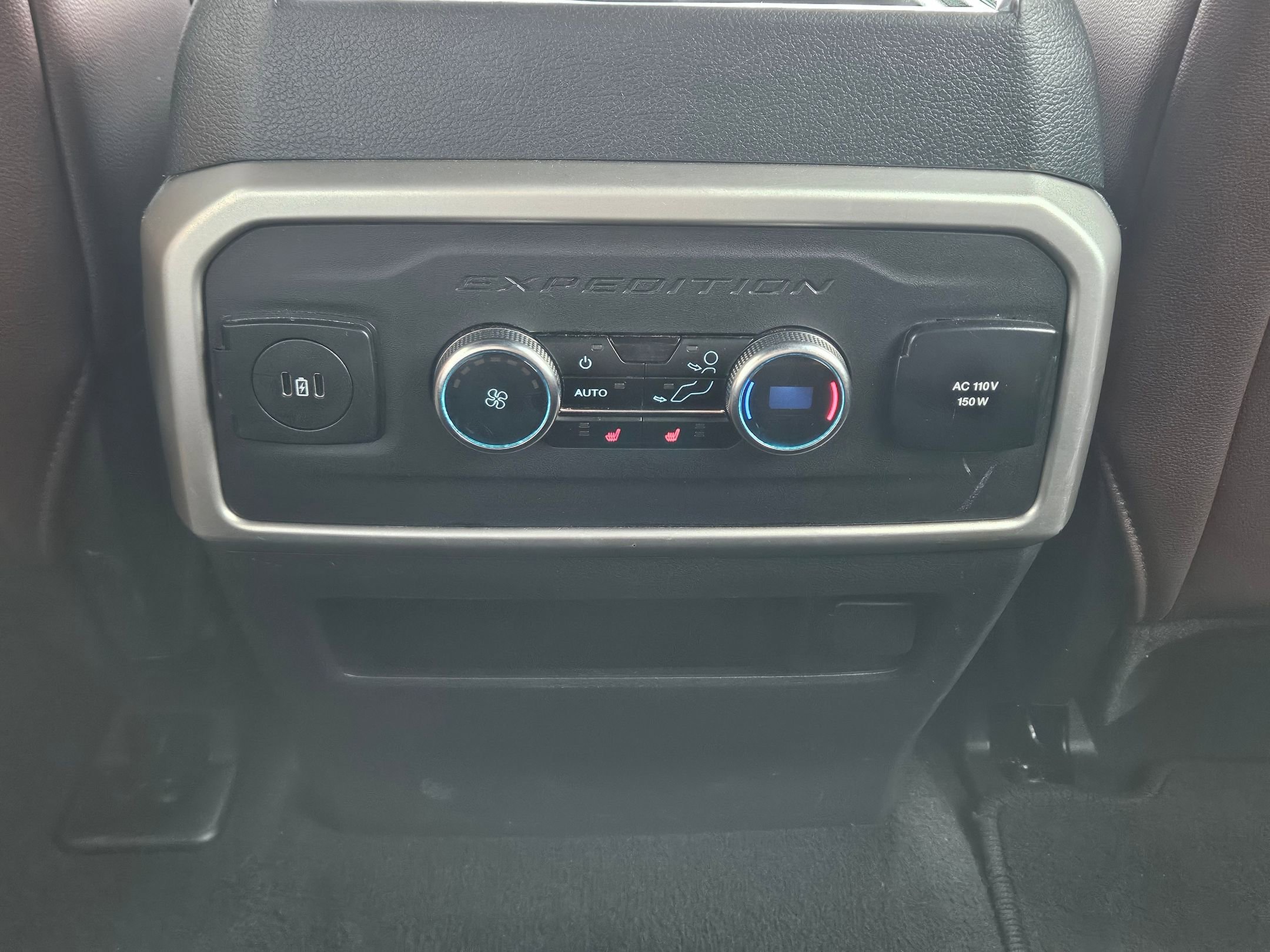 Used 2024 Ford Expedition Max Limited image 27