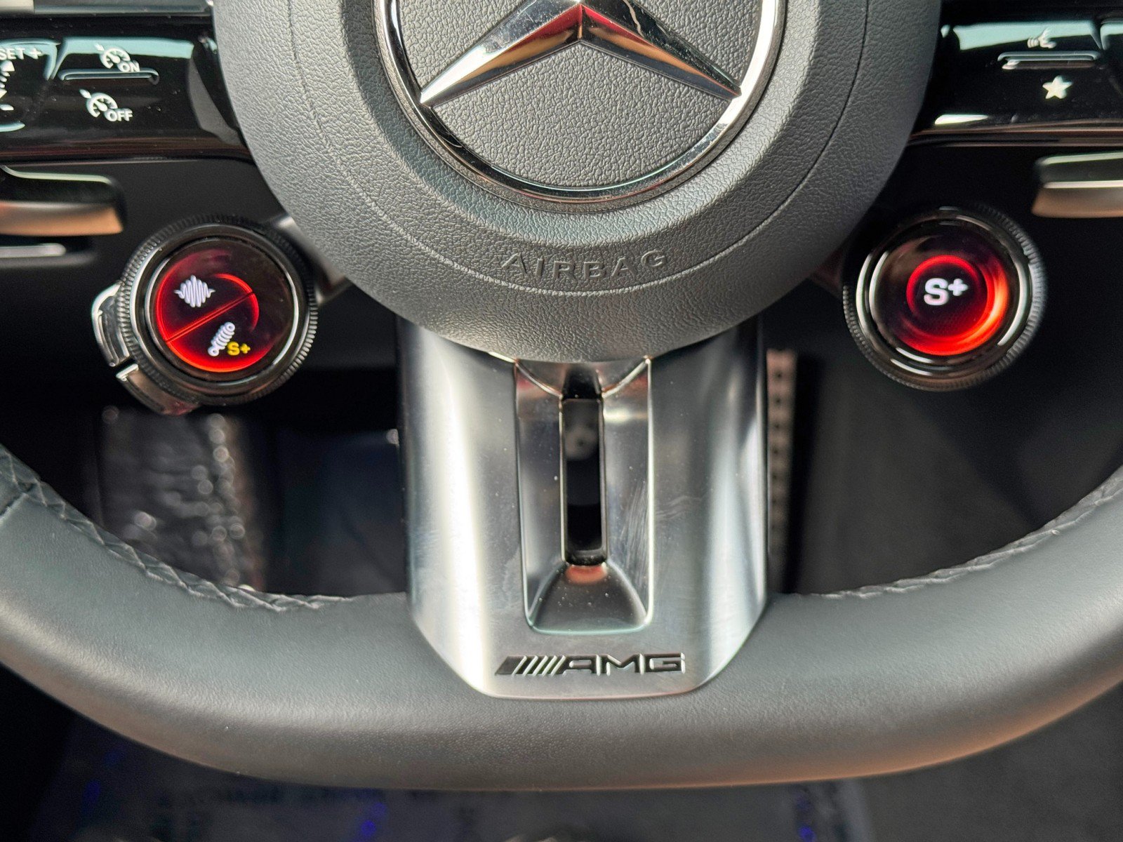 Used 2025 Mercedes-Benz GLC 63 AMG S image 25