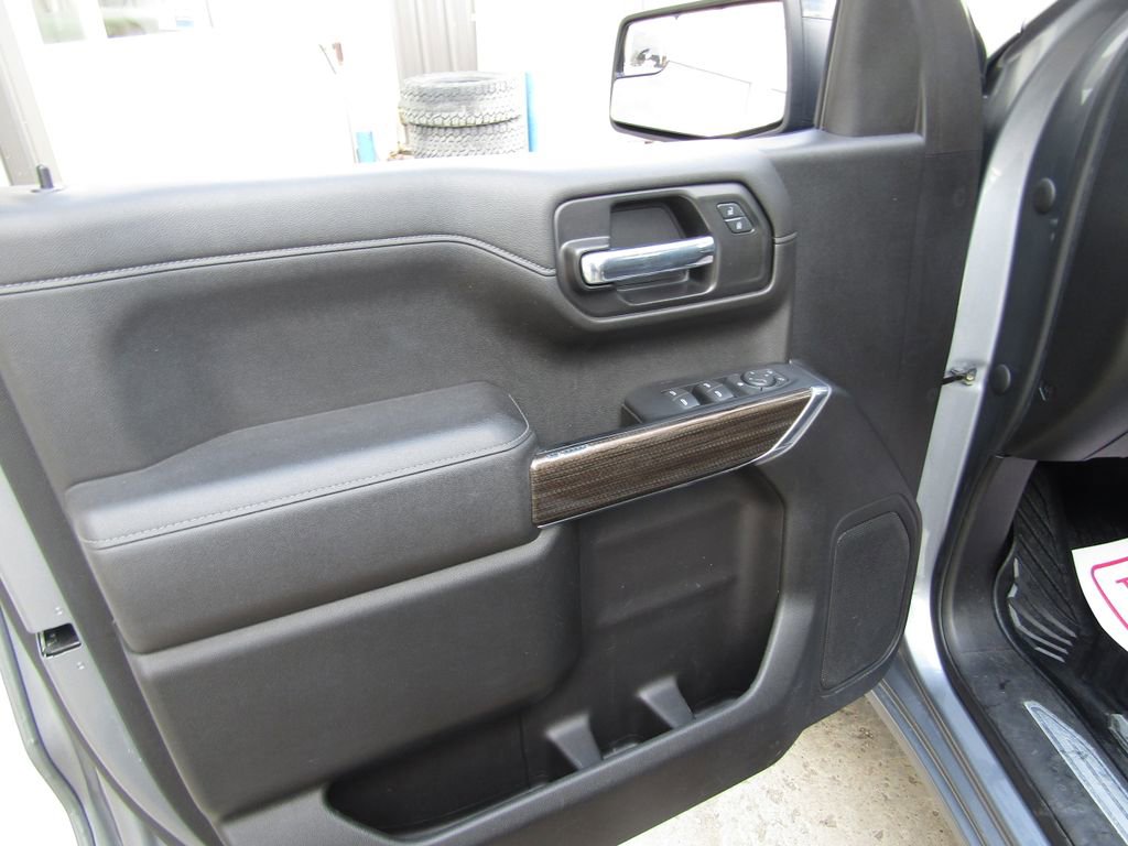 Used 2021 Chevrolet Silverado 1500 LT Trail Boss image 19