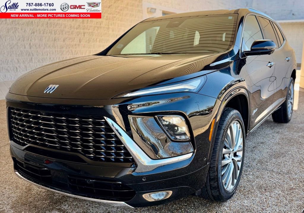 Certified 2025 Buick Enclave Avenir image 1