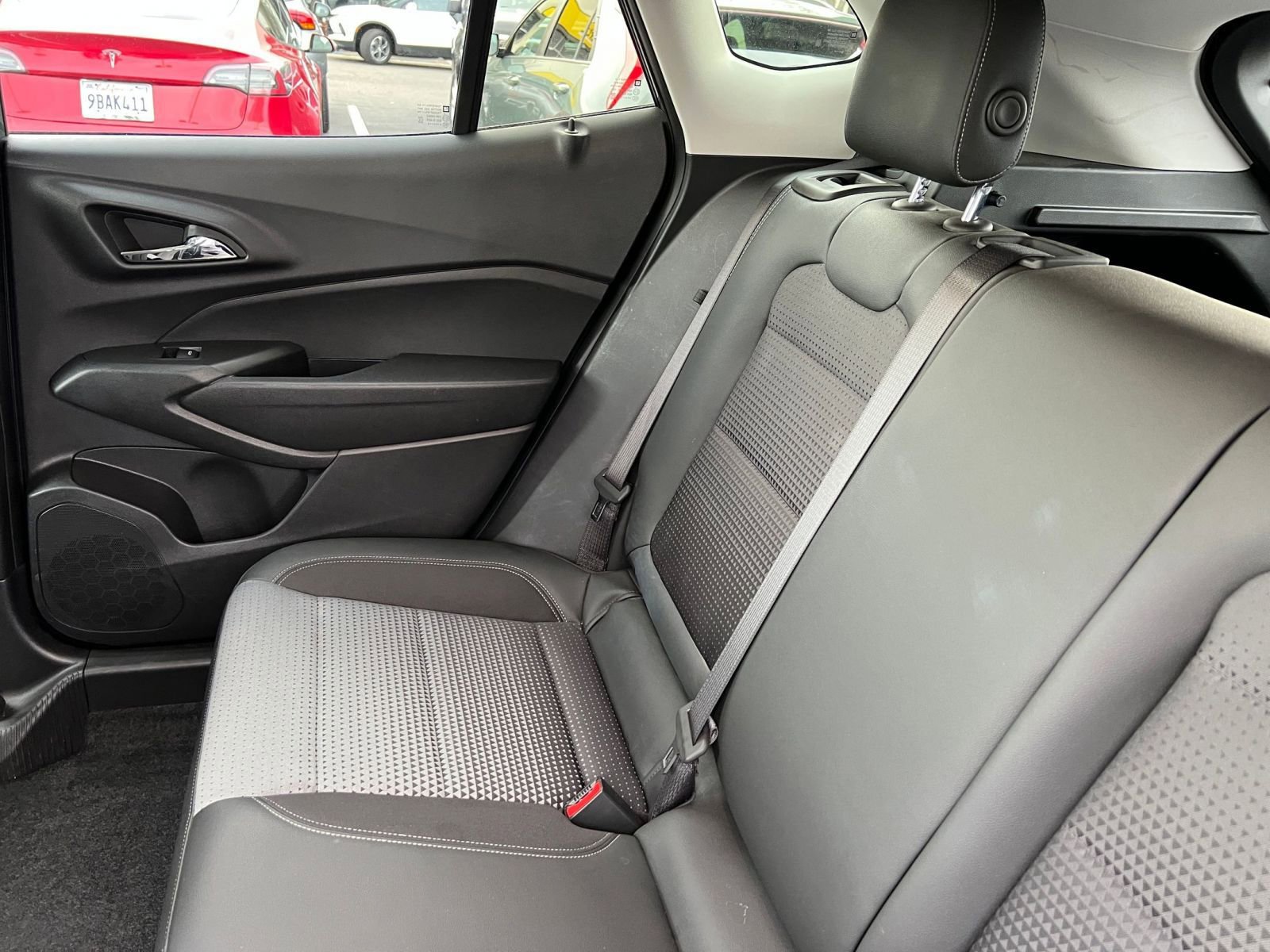 Used 2025 Chevrolet Trax LT image 37