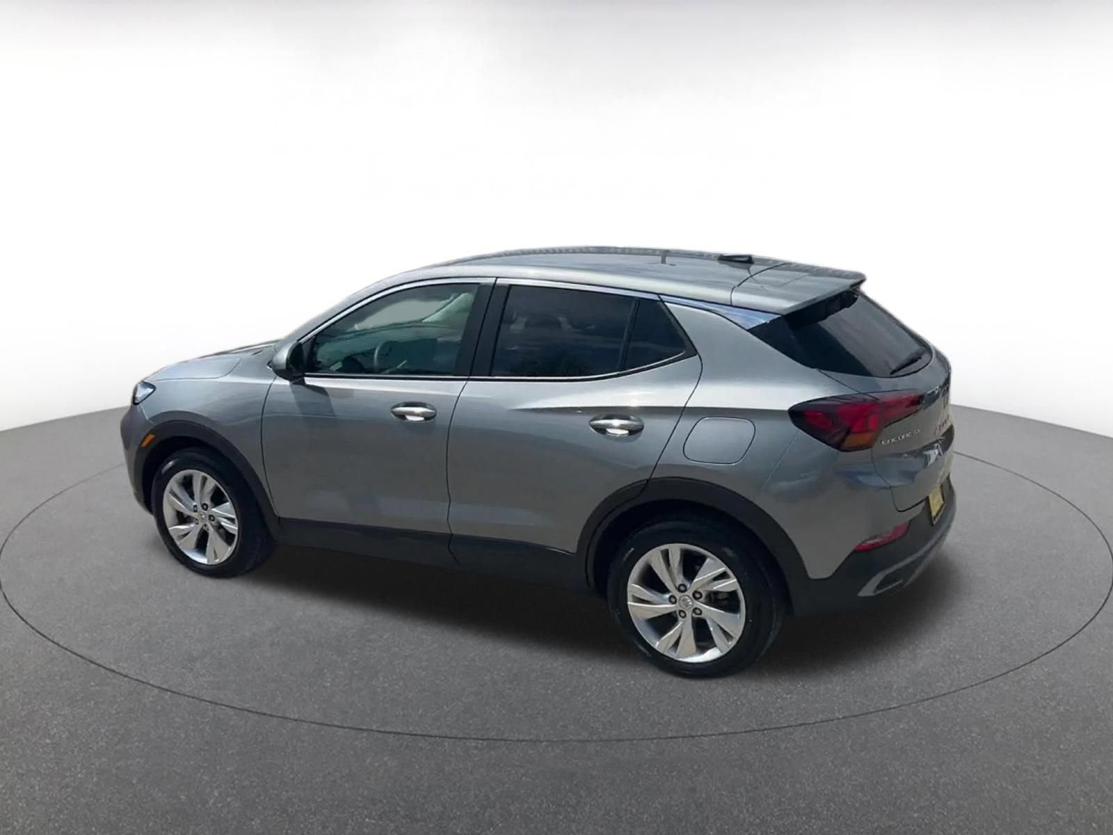 Used 2025 Buick Encore GX Preferred FWD image 10