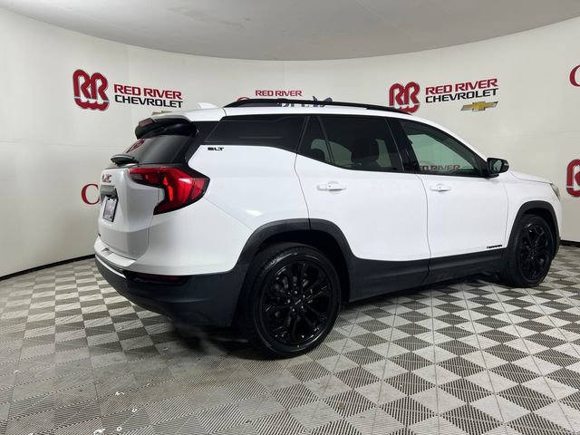 Used 2021 GMC Terrain SLT w/ Elevation Edition image 8